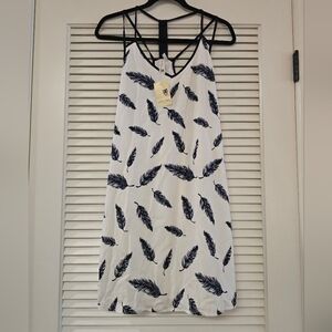 Pink Owl - (NWT) Navy Blue & White Feather Lightweight Dress With Lining